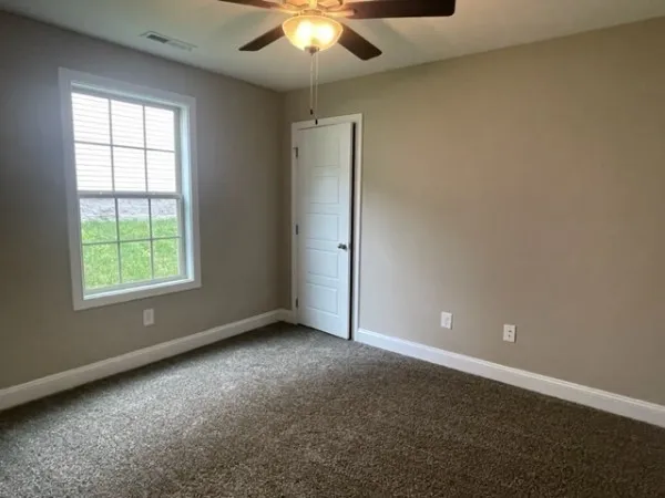 $1,600 | 1228 Cardinal Crk Drive, Clarksville, TN 37040