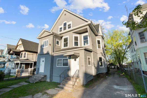 $495,000 | 362 Sigourney Street, Hartford, CT 06112