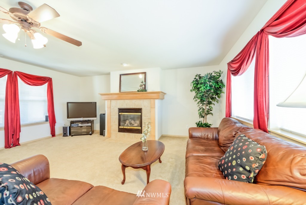 251 Index Place Southeast Renton, WA 98056 - Photo 3 of 19