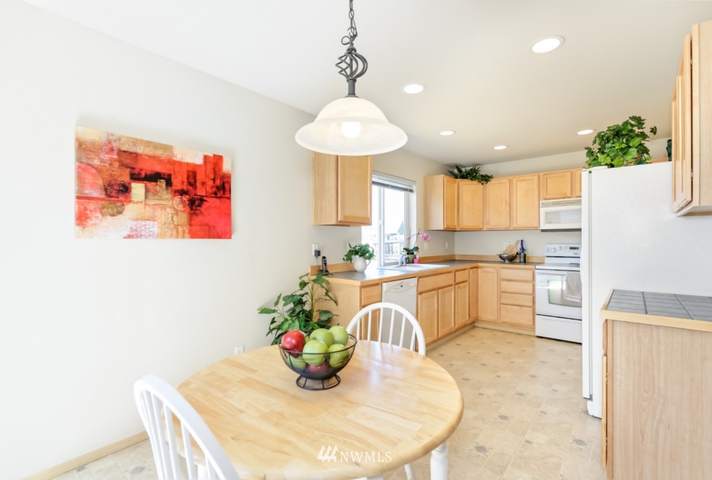 251 Index Place Southeast Renton, WA 98056 - Photo 5 of 19