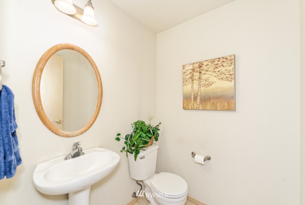251 Index Place Southeast Renton, WA 98056 - Photo 8 of 19