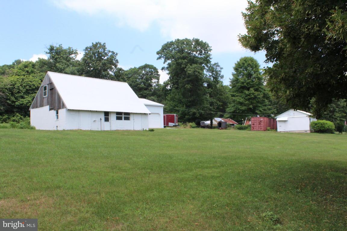 158 Cocalico Road Robesonia, PA 19551 - Photo 8 of 25 Gallery Image 8