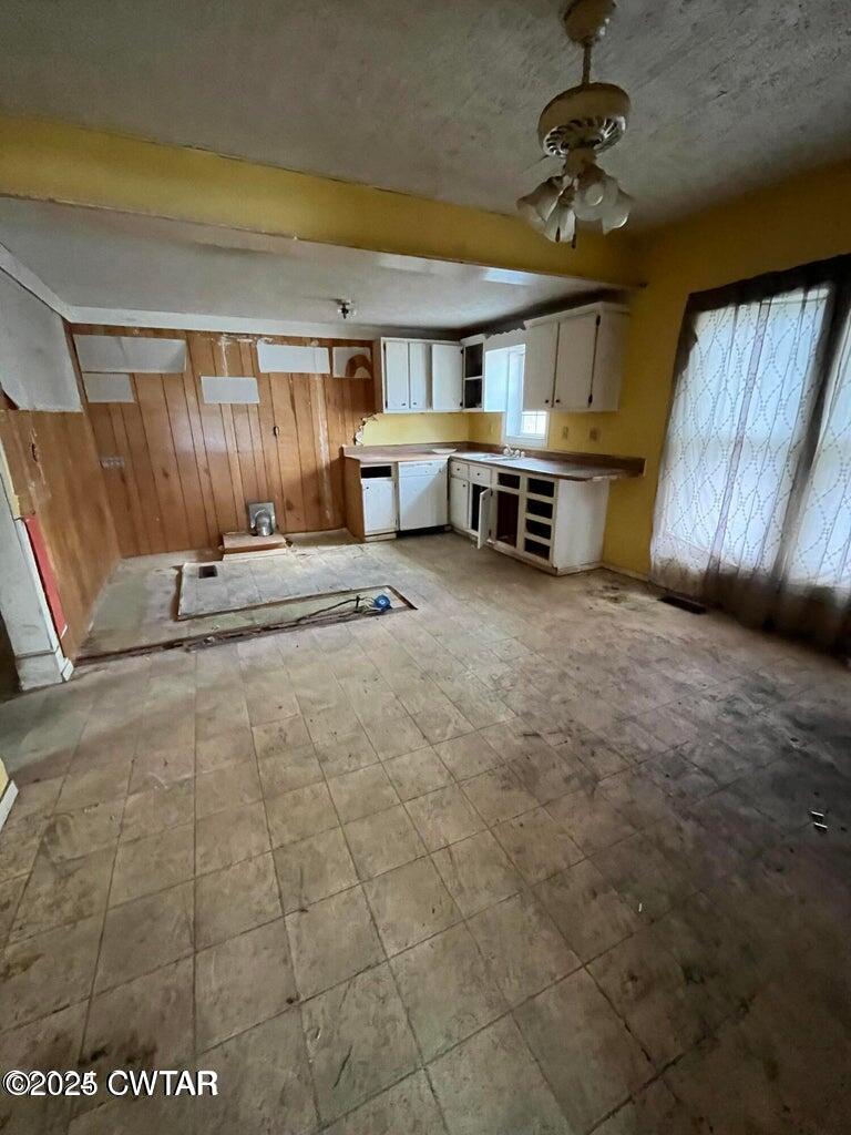 52 South Pleasant Street Decaturville, TN 38329 - Photo 4 of 46 a view of a kitchen with a sink and a window