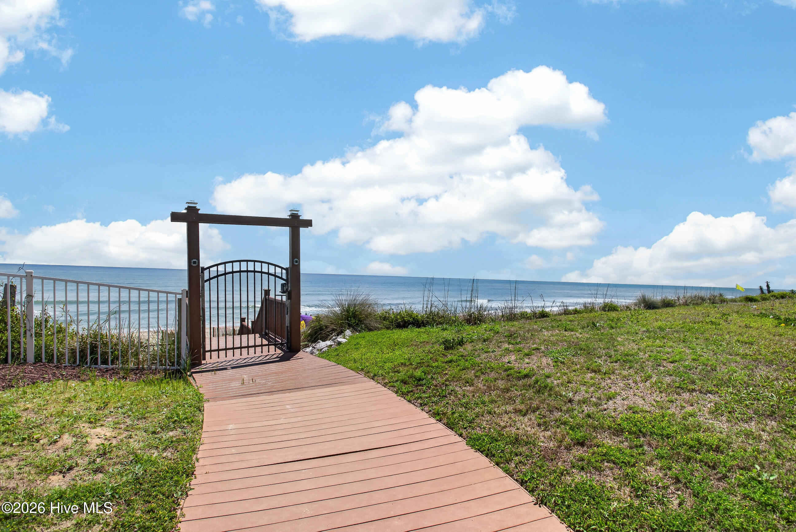 1435 Salter Path Road, Unit F3 Indian Beach, NC 28512 - Photo 32 of 52 01-40