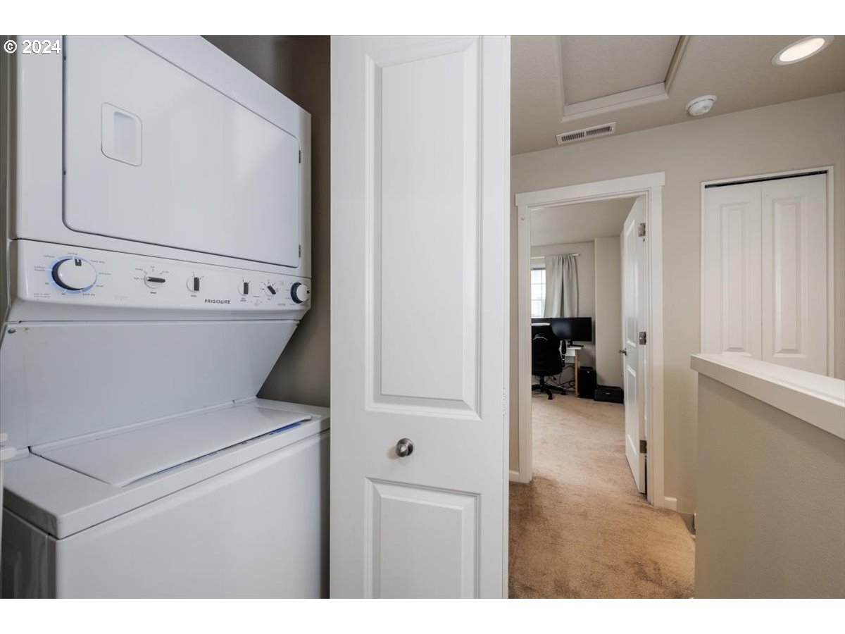 14845 Northwest Shackelford Road Portland, OR 97229 - Photo 24 of 35 Laundry