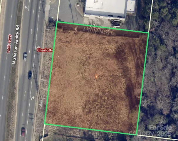 a black and white photo of a bathroom