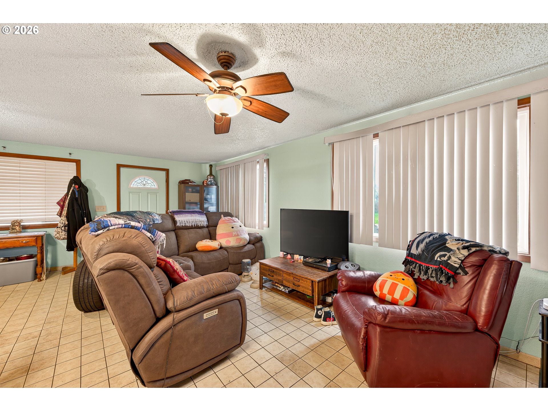 410 Southwest Mill Street Sheridan, OR 97378 - Photo 11 of 25 Duplex