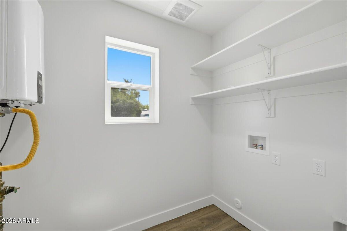 13370 East High View Road Mayer, AZ 86333 - Photo 16 of 28 Laundry Room