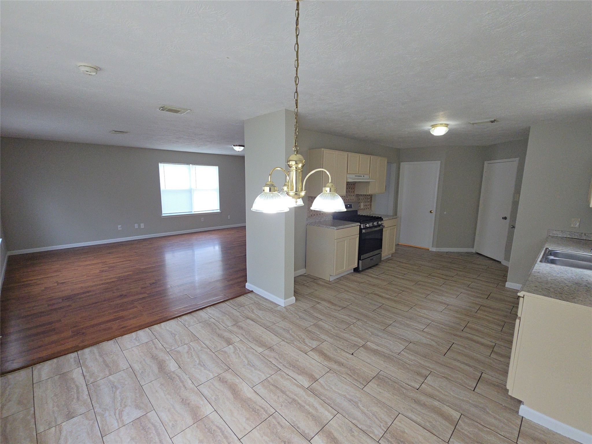 21802 Westfield Ridge Drive Houston, TX 77073 - Photo 3 of 33