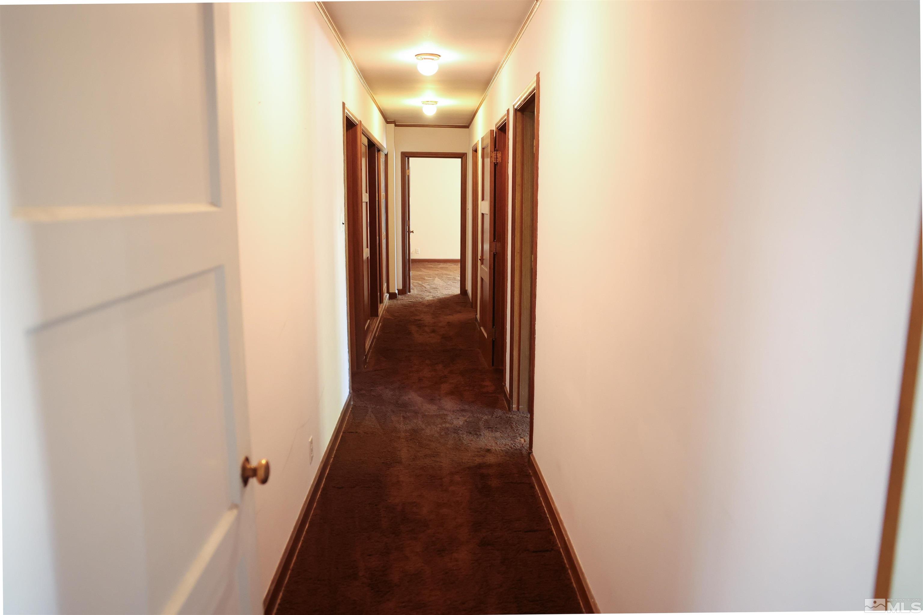 175 Mark Twain Avenue Reno, NV 89509 - Photo 14 of 27 a view of a hallway