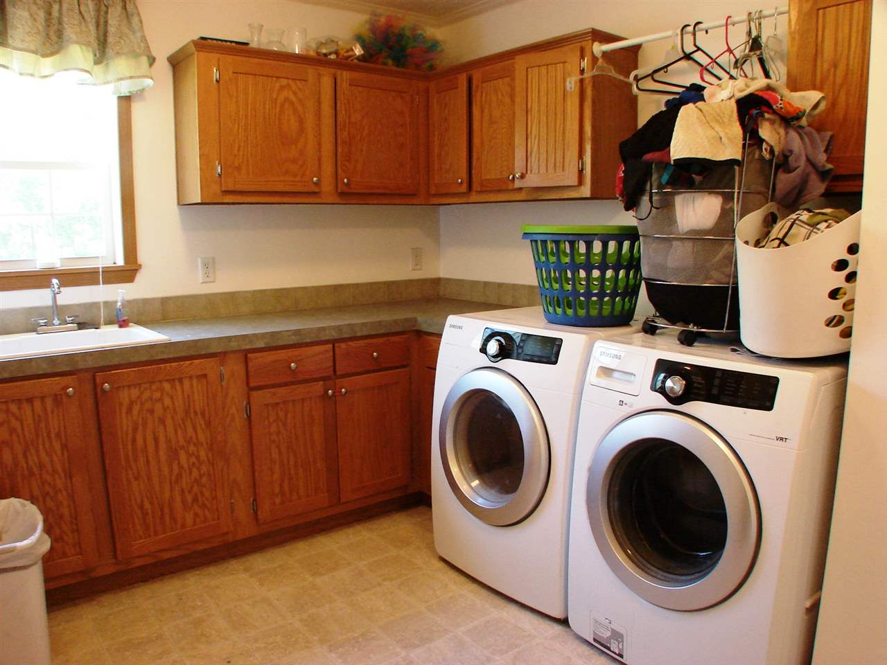 2540 South Alger Road Ithaca, MI 48847 - Photo 16 of 58 1810656-15.JPG