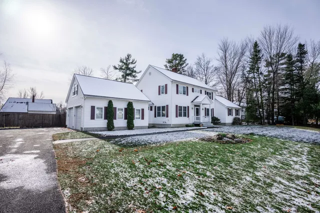 $395,000 | 19 Cunningham Lane, Milford, ME 04461
