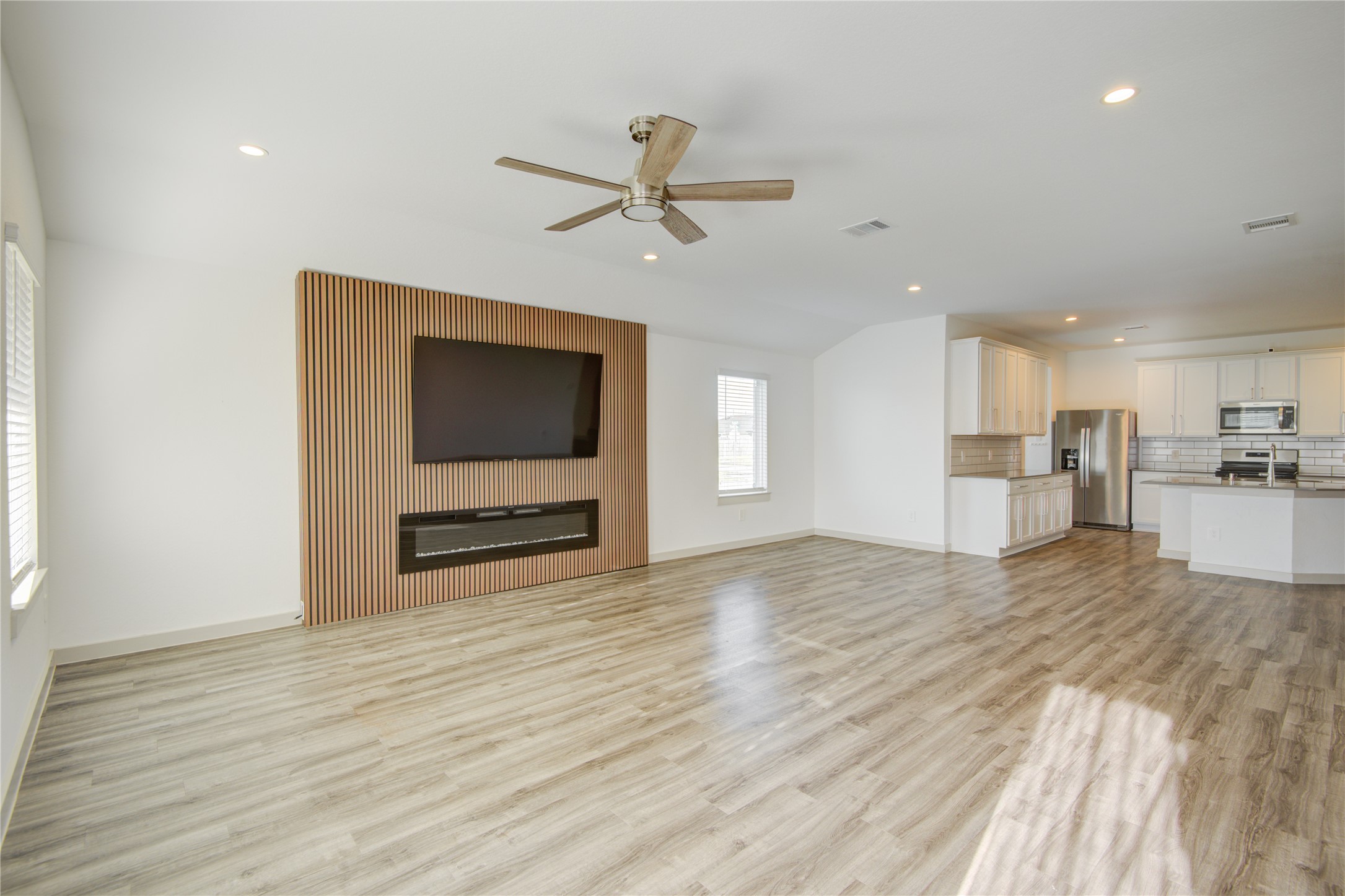 7802 Murciana Drive Rosharon, TX 77583 - Photo 23 of 35 a view of a kitchen with a sink and a window