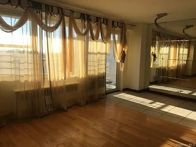 $2,500 | 2940 West 5th Street | Coney Island