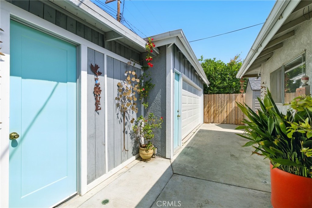3101 Maple Avenue Fullerton, CA 92835 - Photo 36 of 46 a view of a house with a backyard