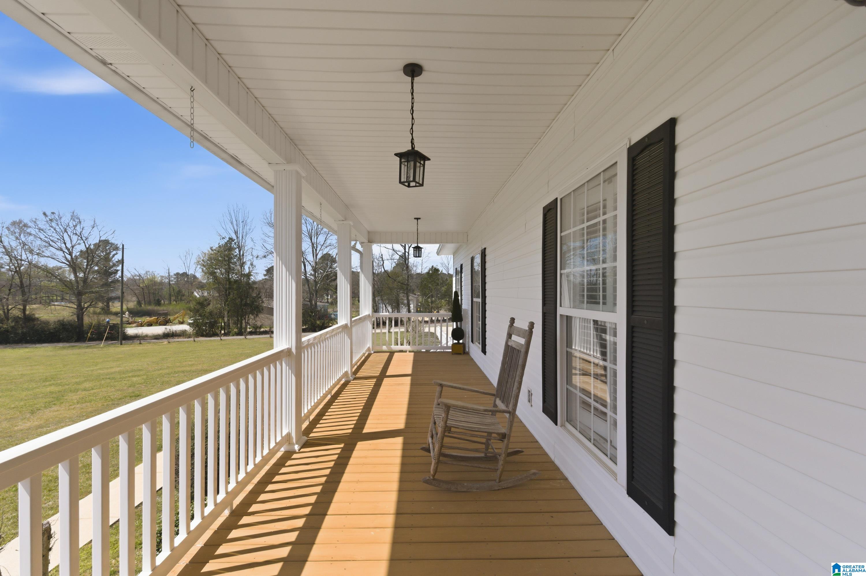 64 Mistletoe Lane Vincent, AL 35178 - Photo 6 of 70
