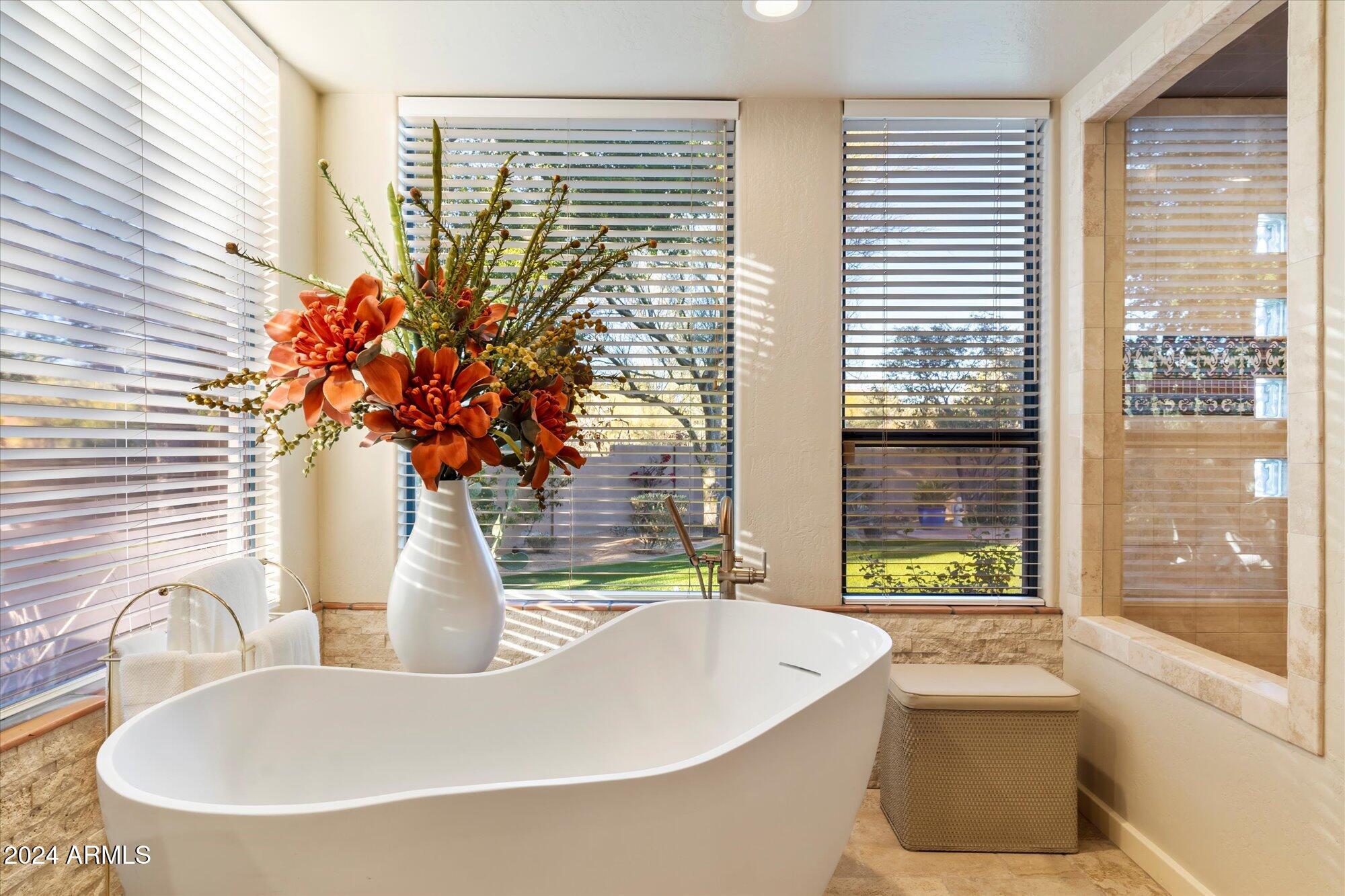 25255 North Ranch Gate Road Scottsdale, AZ 85255 - Photo 29 of 68 29-Primary Bathroom