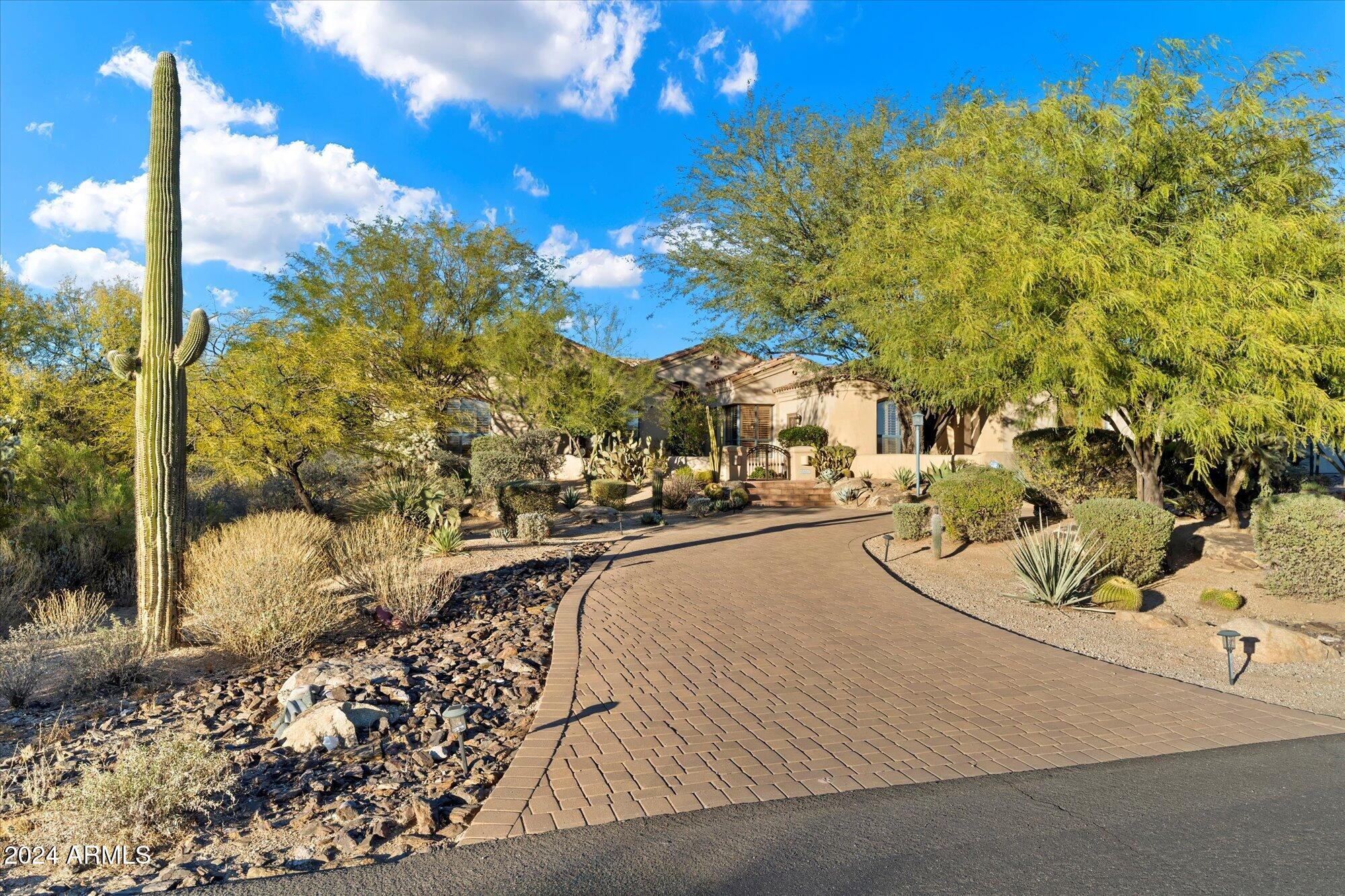 25255 North Ranch Gate Road Scottsdale, AZ 85255 - Photo 7 of 68 07-Front of Home