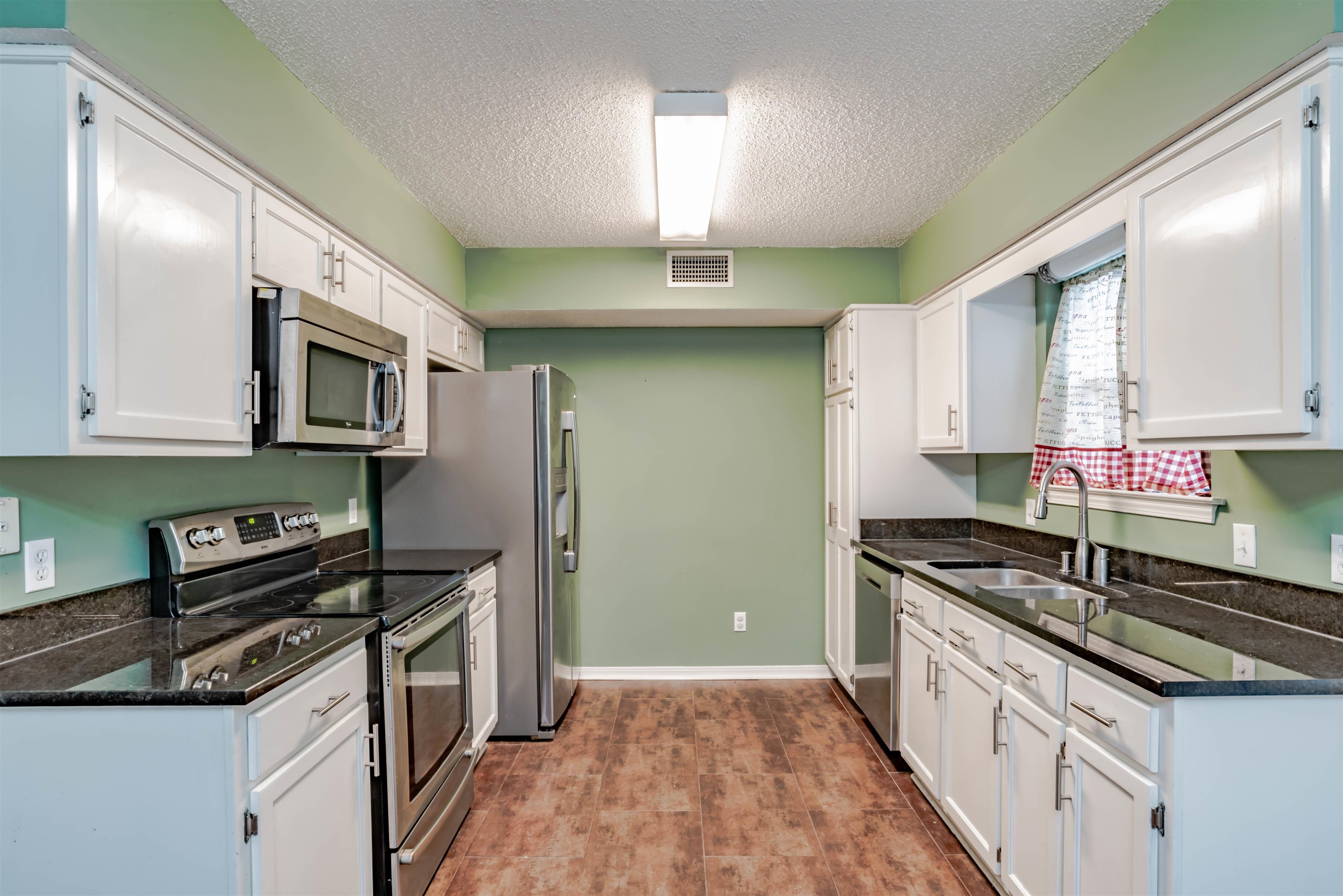 134 Wicker Way Daphne, AL 36526 - Photo 11 of 30