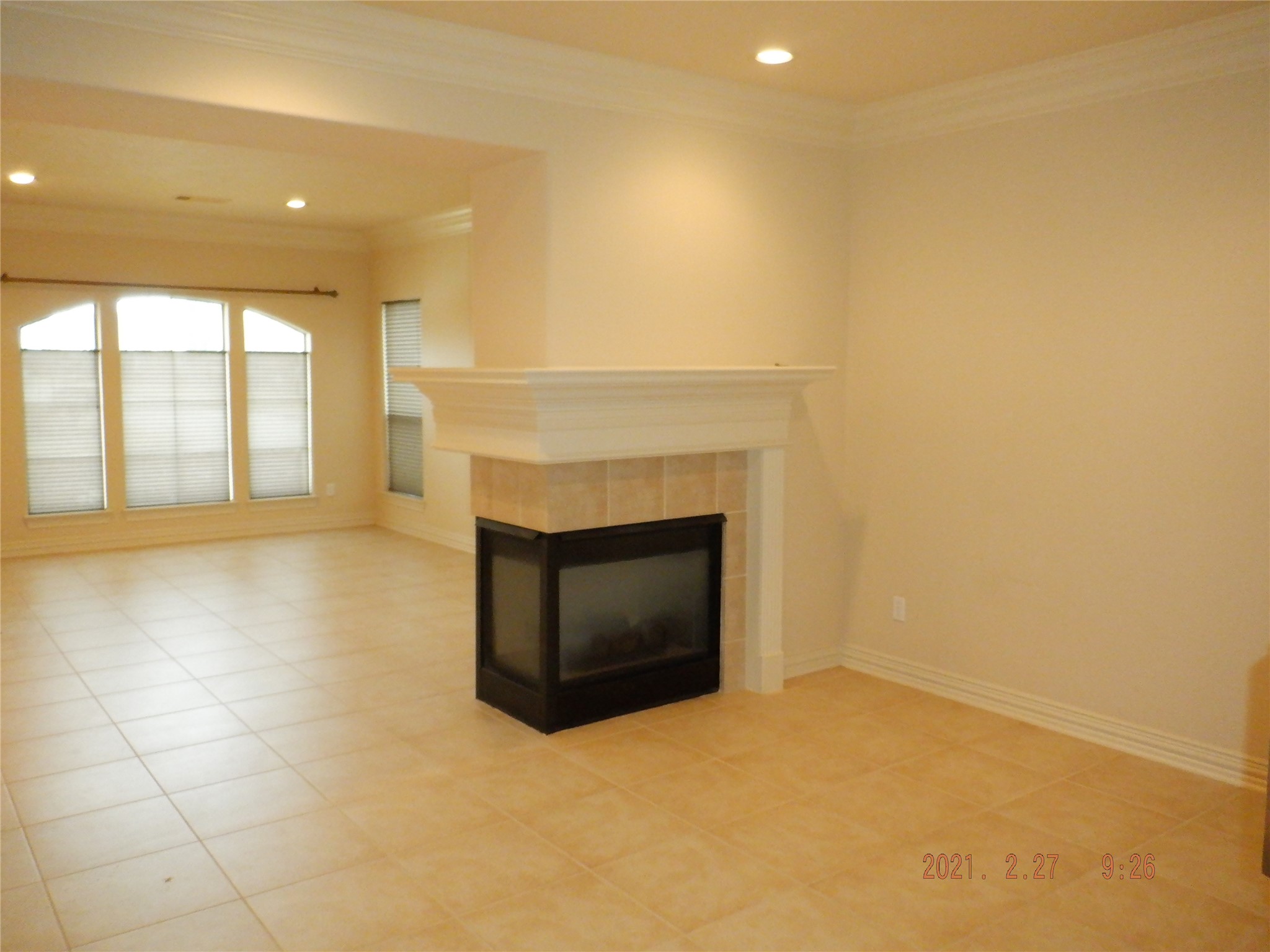 1903 Spring Cedar Lane Houston, TX 77077 - Photo 3 of 20 Living Room