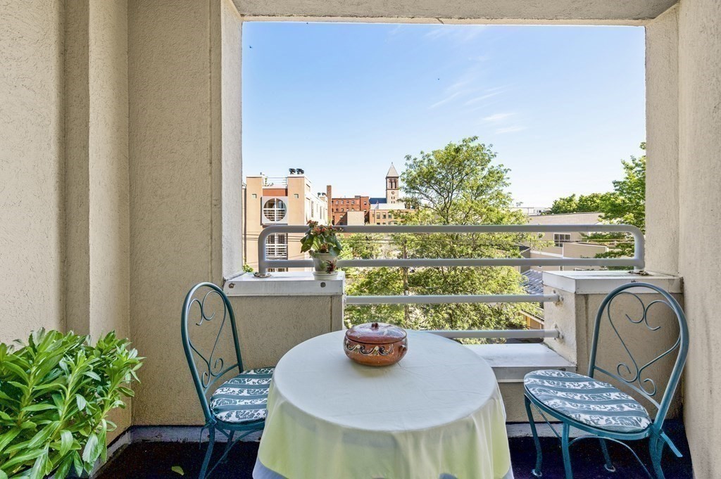 332 Franklin Street, Unit 400 Cambridge, MA 02139 - Photo 19 of 20