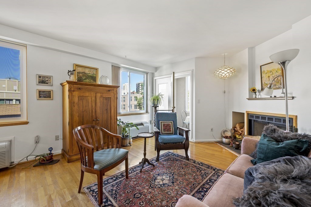 332 Franklin Street, Unit 400 Cambridge, MA 02139 - Photo 3 of 20