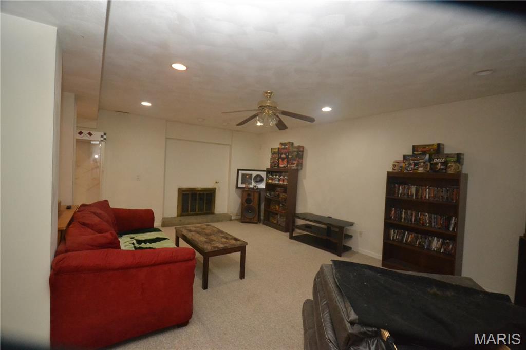 5561 Blank Road Smithton, IL 62285 - Photo 30 of 36 Gallery Image 30