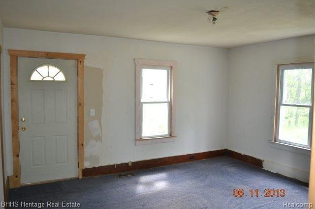 4595 Fisher Road Howell, MI 48855 - Photo 7 of 25 Living room