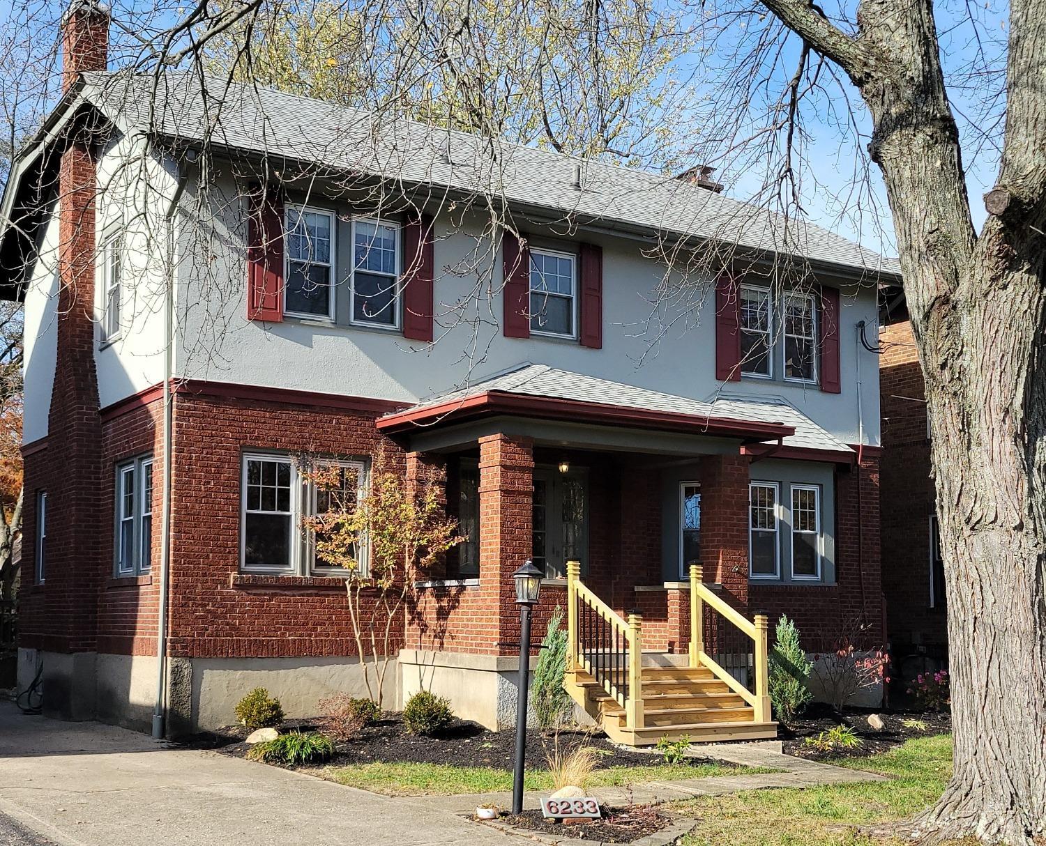 6233 Kincaid Road Cincinnati, OH 45213 - Photo 1 of 28 This centenarian is lookin' pretty good! 102 years of clean living! Clearly, all 2246 square feet have been lovingly maintained. Solid. Charming. Larger than most houses in the area.