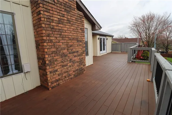 $2,500 | 18603 East Hanthorn Drive, Independence, MO 64057