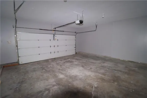 $2,500 | 18603 East Hanthorn Drive, Independence, MO 64057