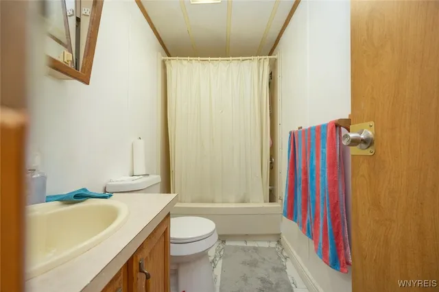 $59,000 | 455 Chestnut Drive, Lockport Town, NY 14094