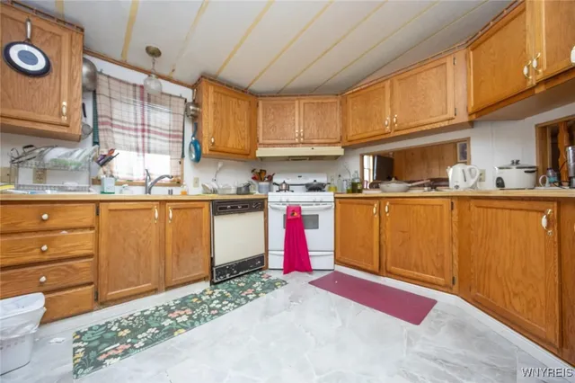 $59,000 | 455 Chestnut Drive, Lockport Town, NY 14094