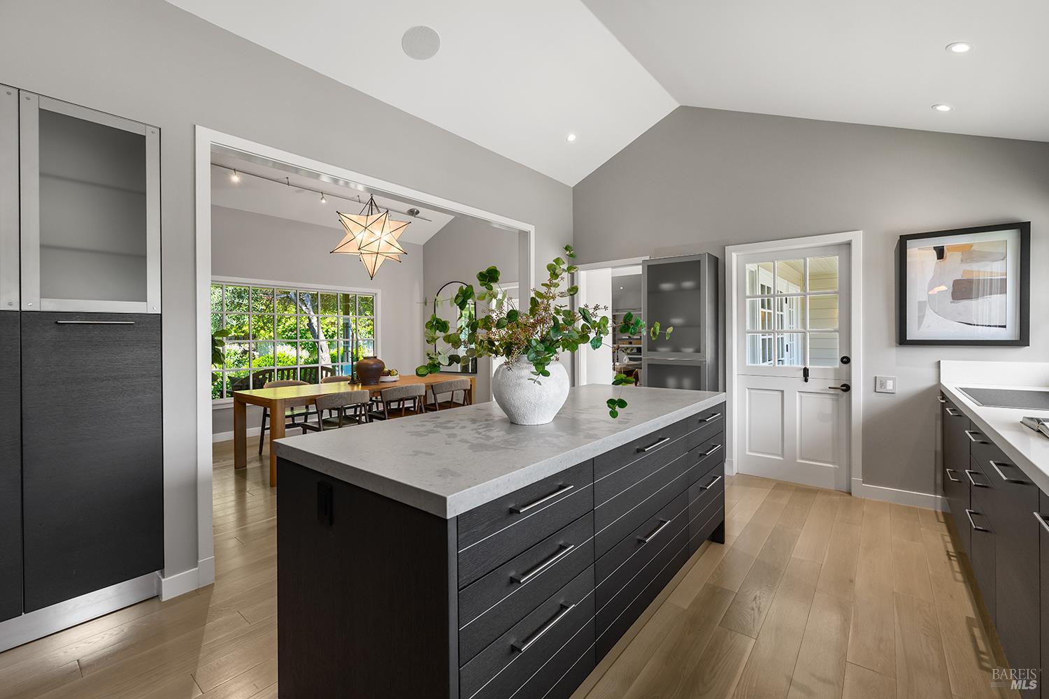 33 Rancheria Road Kentfield, CA 94904 - Photo 29 of 87