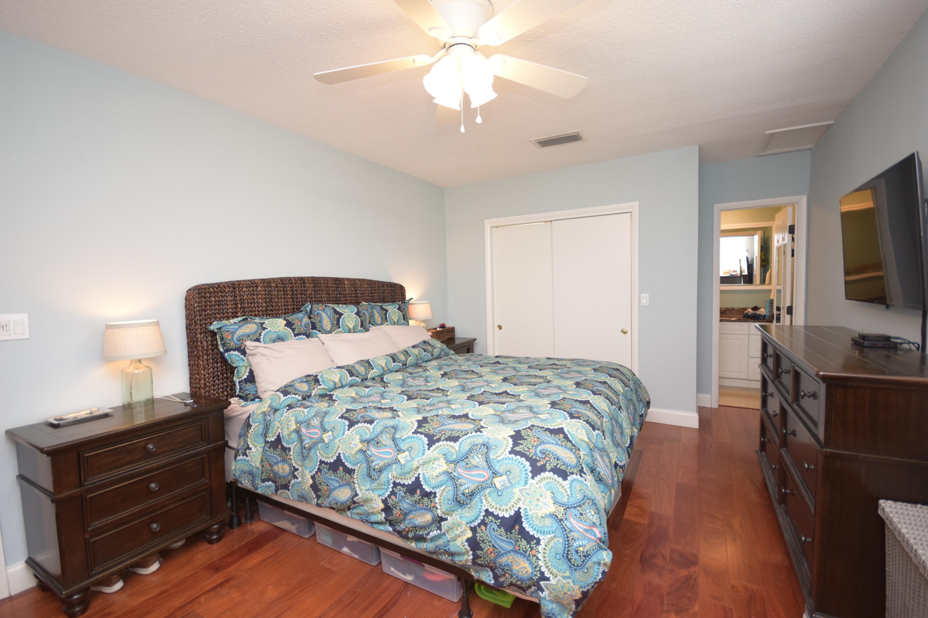 61 Southwest 9th Terrace Boca Raton, FL 33486 - Photo 13 of 30 DSC_0857