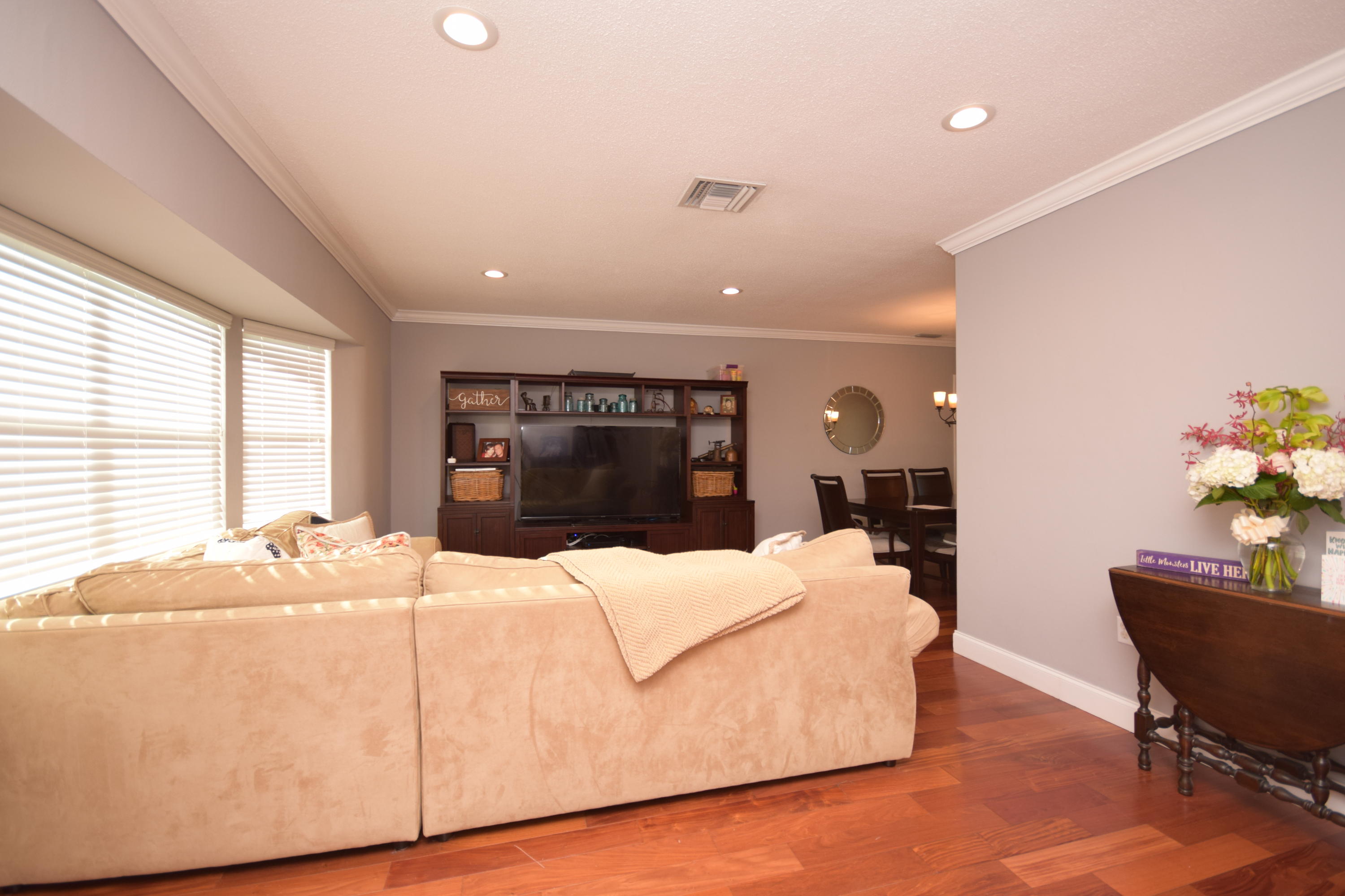 61 Southwest 9th Terrace Boca Raton, FL 33486 - Photo 3 of 30 DSC_0822