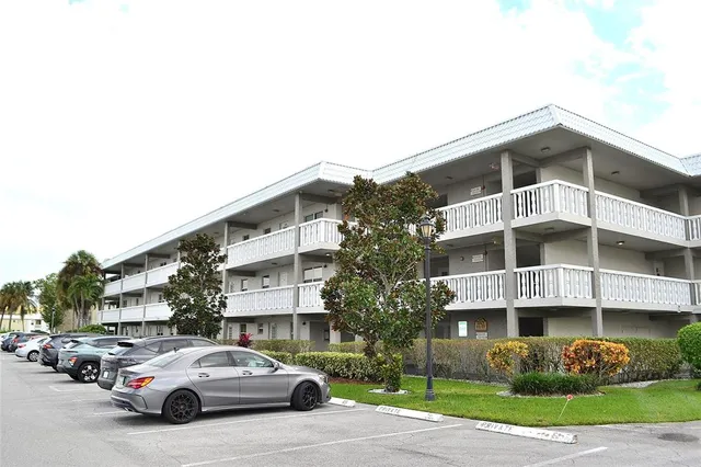 $164,900 | 9856 Marina Boulevard, Unit 1337, Boca Raton, FL 33428