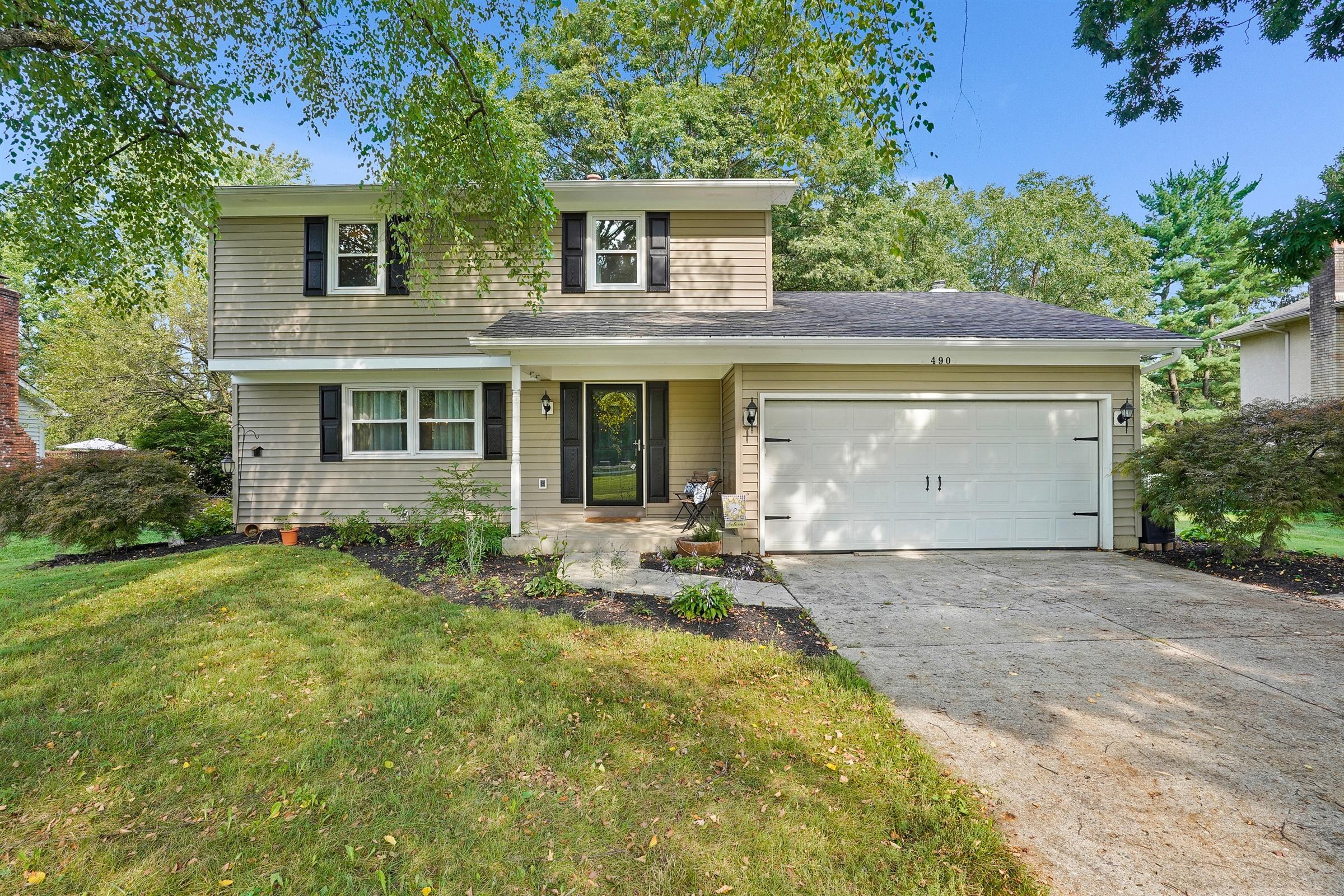 490 Clark State Road Columbus, OH 43230 - Photo 1 of 44