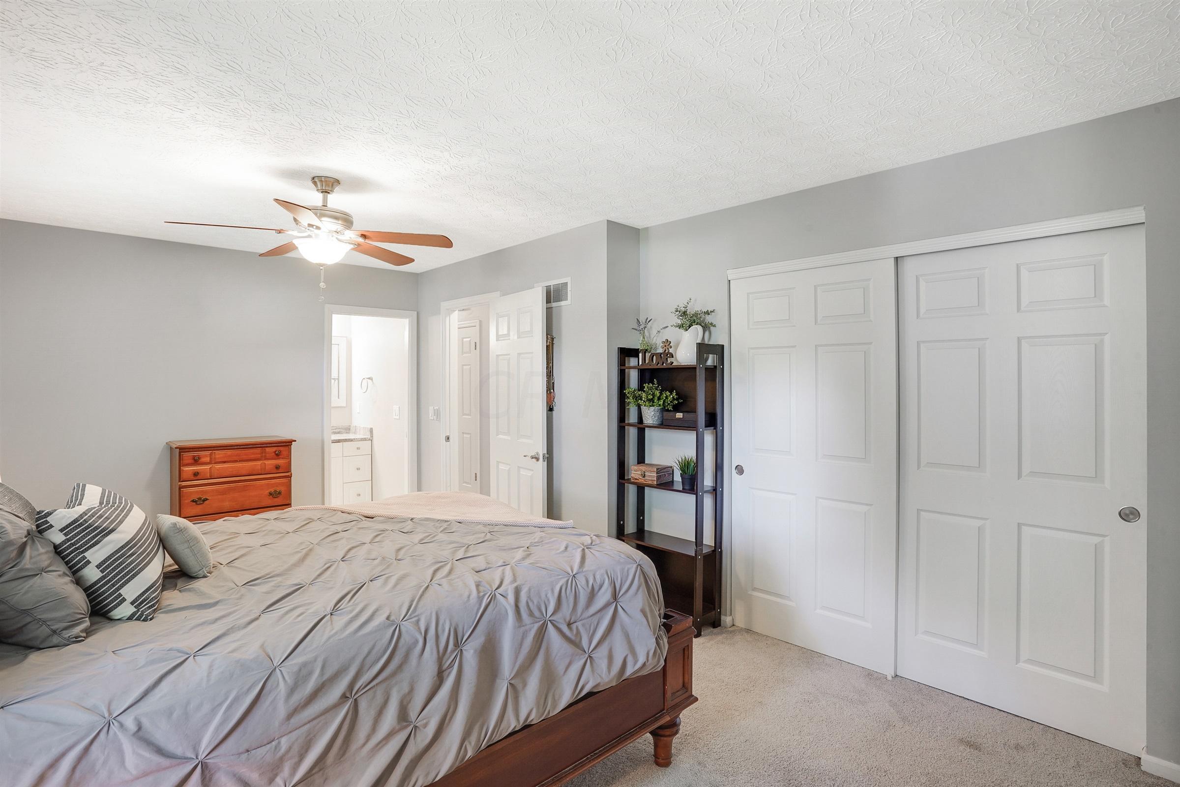 490 Clark State Road Columbus, OH 43230 - Photo 24 of 44