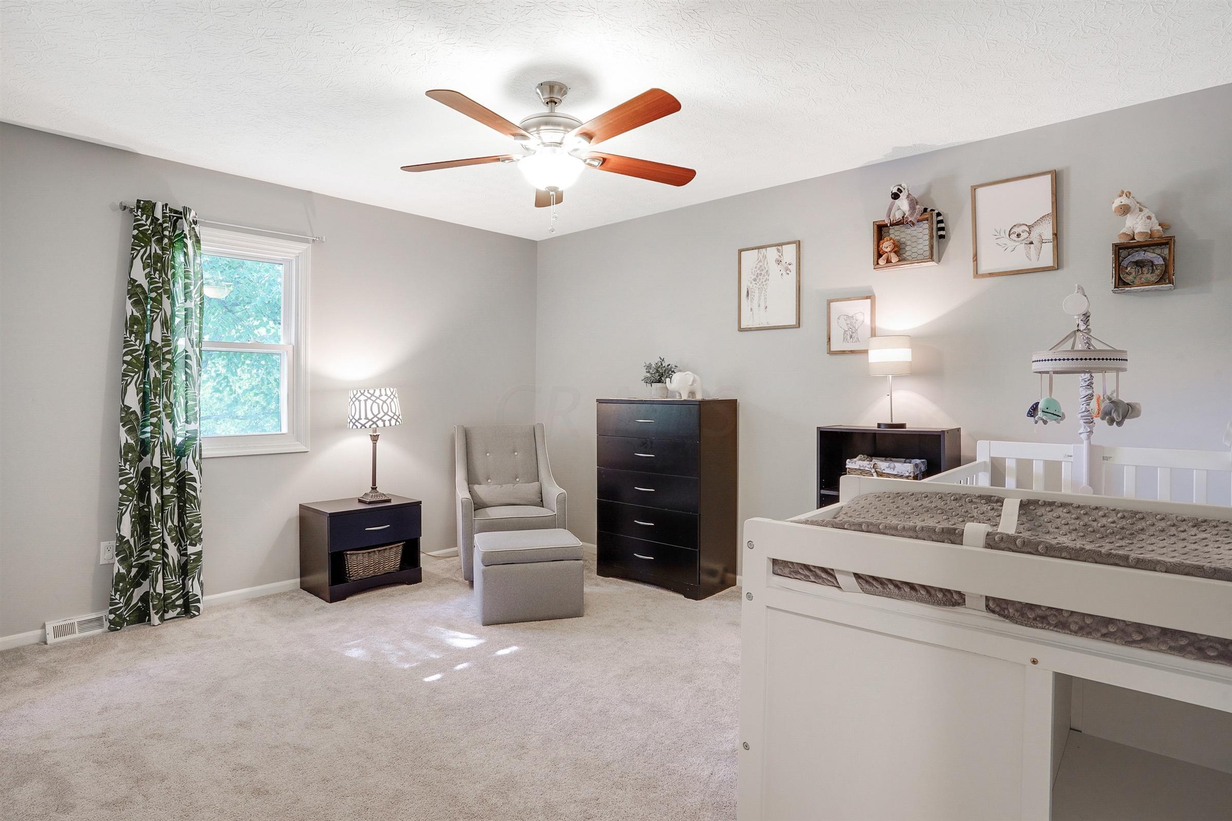 490 Clark State Road Columbus, OH 43230 - Photo 27 of 44