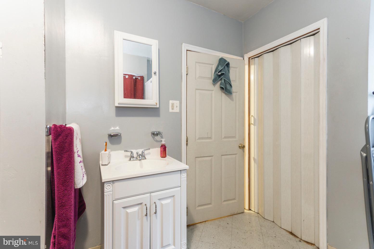 2310 Bethel Road Chester, PA 19013 - Photo 23 of 35