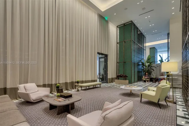 $6,250 | 801 South Miami Avenue, Unit 2110, Miami, FL 33131