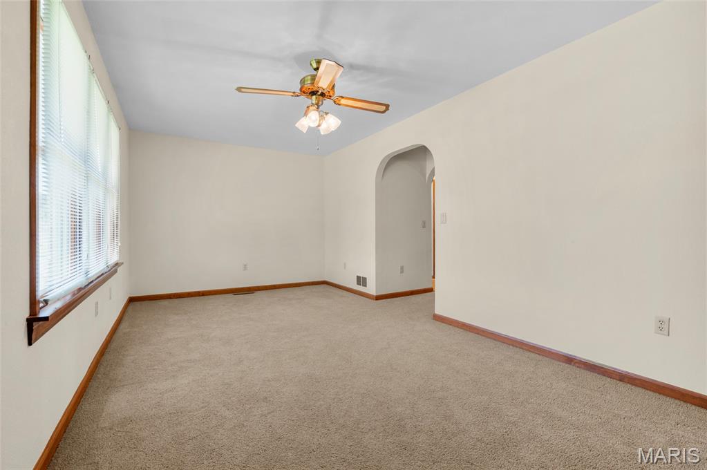 501 Jacob Street St. Jacob, IL 62281 - Photo 8 of 33