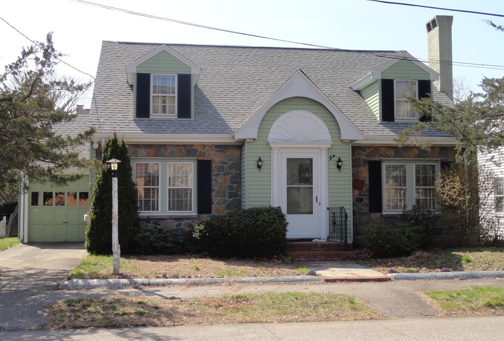 17 Crane Road Milton, MA 02186 - Photo 1 of 9 Gallery Image 1
