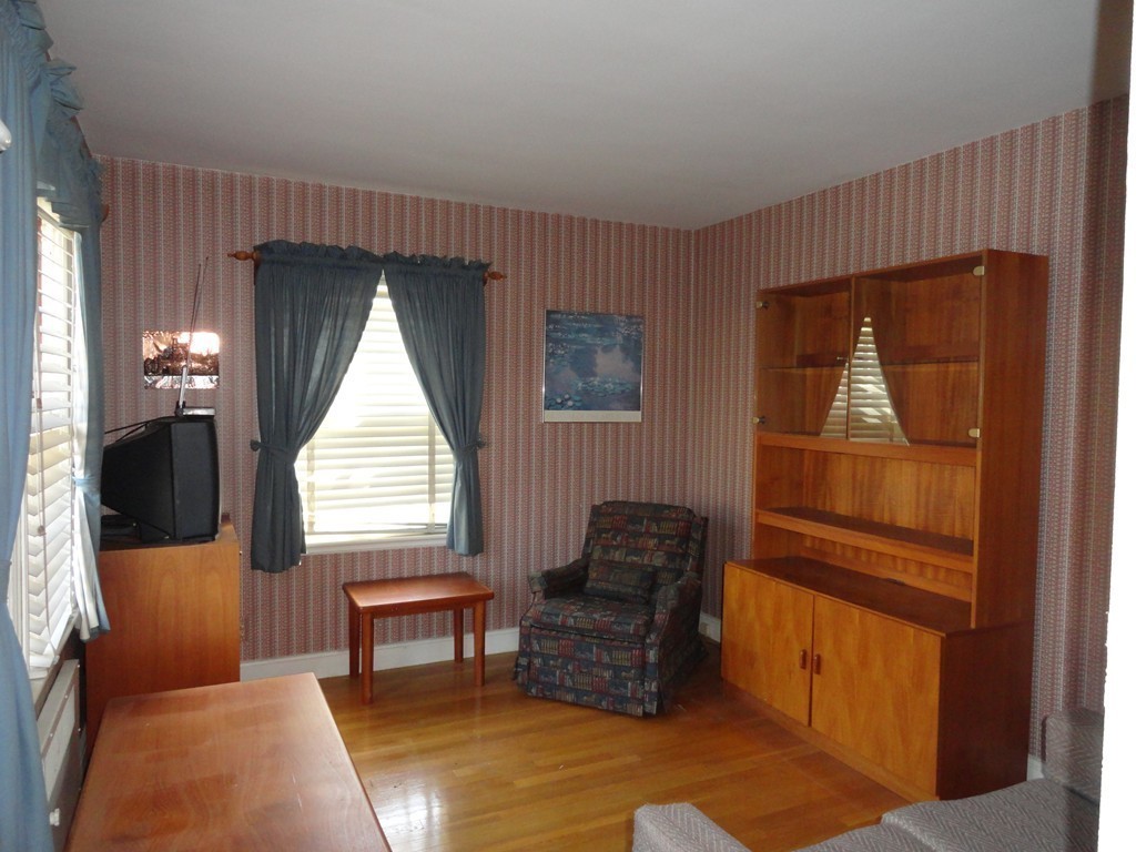 17 Crane Road Milton, MA 02186 - Photo 8 of 9 Gallery Image 8