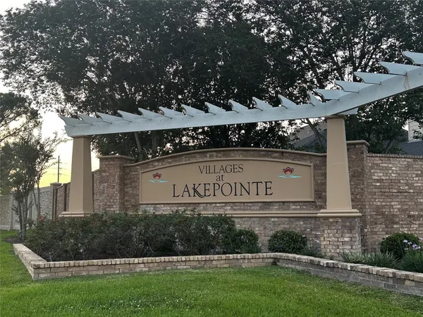 $439,900 | 12550 Country Arbor Lane, Houston, TX 77041