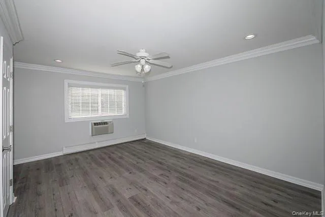 $2,470 | 226 Lakeland Avenue, Unit G1, Sayville, NY 11782