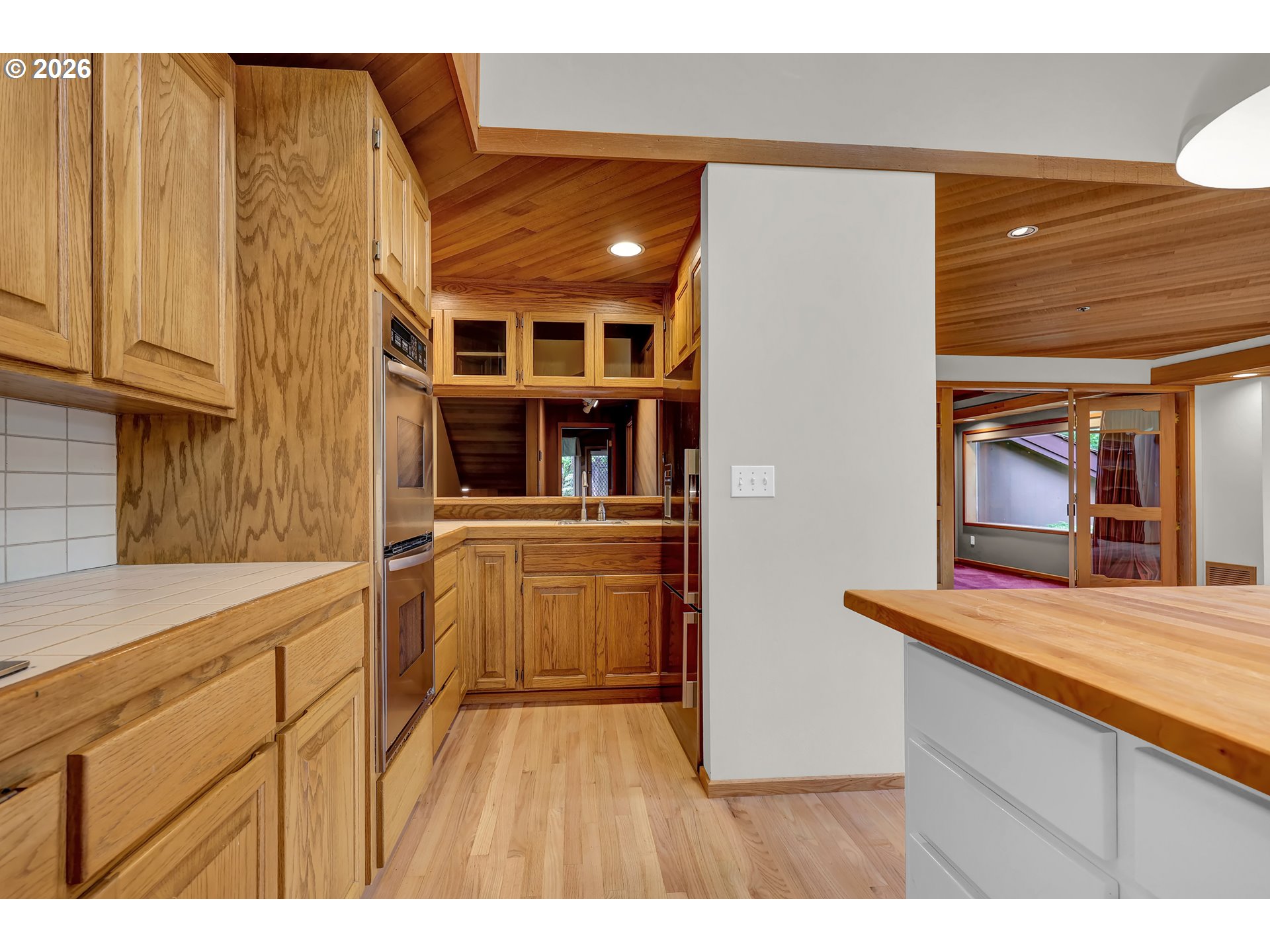 85368 Ridge Top Drive Eugene, OR 97405 - Photo 16 of 48 Kitchen