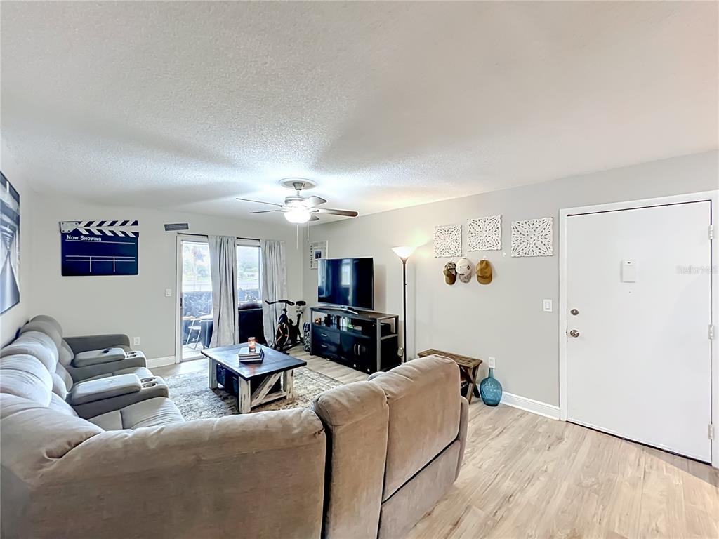 918 Lake Destiny Road, Unit F Altamonte Springs, FL 32714 - Photo 7 of 37