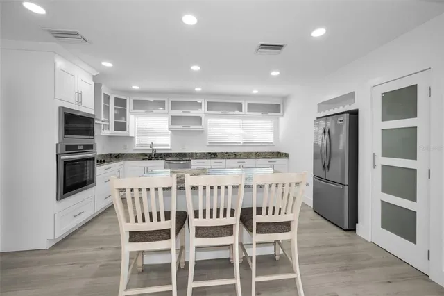 $4,650 | 14125 North Bayshore Drive, Madeira Beach, FL 33708